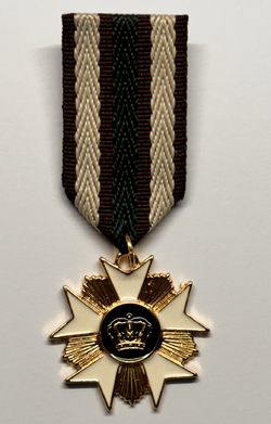 Medaile používaná v Akrálii pro Císařské ocenění za oddanost ke státu